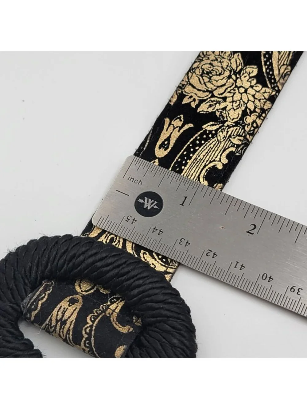 Vintage Black & Gold Floral Belt With Rope Buckle Size Small/Medium Made In USA